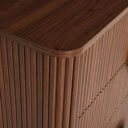 Moderní ořechová komoda Wany 80 cm s frézovanými zásuvkami do obýváku a ložnice Atmosphera