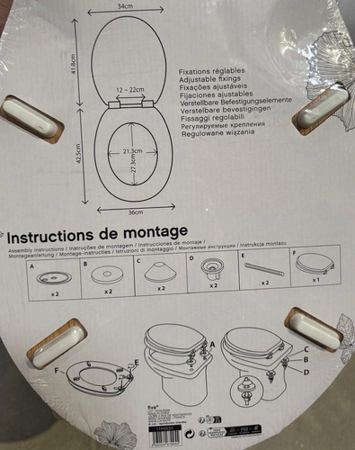 Černé WC sedátko Blackflora z duroplastu, pomalu sklápěcí, moderní do koupelny