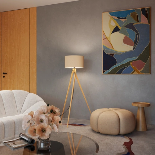 Stojací lampa do obýváku NATT moderní dřevěný trojnohý podstavec s taupe stínidlem 140 cm