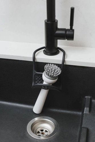 Závěsný koš na umyvadlo černý