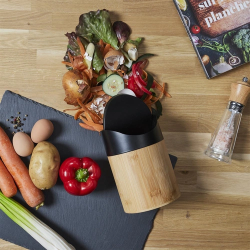 Intesi Mini bambusový otočný odpadkový koš do koupelny a kuchyně černý 1L