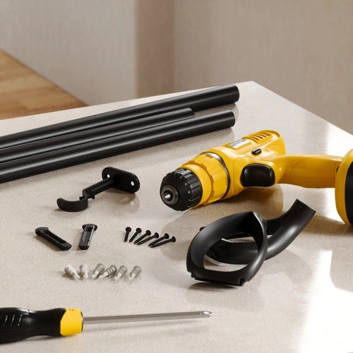 Regulovatelná jednoduchá garnýž Umbra Loop černá moderní do obýváku a ložnice 107–305 cm