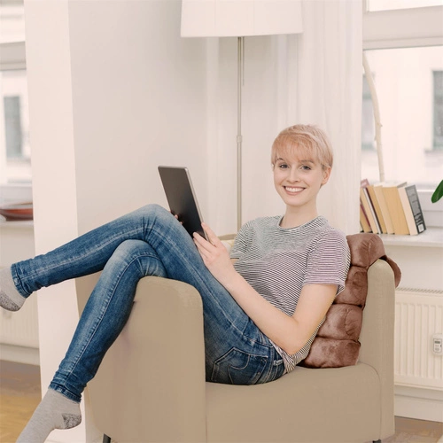 Hnědý polohovací sedák na židli do moderního obýváku Sensly Intesi