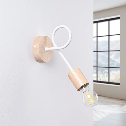 Moderní bílá dřevěná nástěnná lampa do obýváku a ložnice EMBER Sollux Lighting