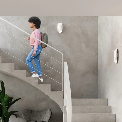 Nástěnné svítidlo Tear černé moderní kovové do obýváku, ložnice nebo nad zrcadlo Sollux