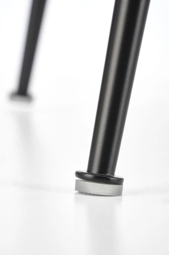 Čalouněná sametová jídelní židle Sarah černá moderní na kovových nohách Intesi