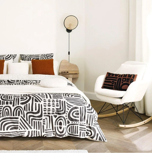 Zelené sametové houpací křeslo Olmeto do obýváku glamour s područkami