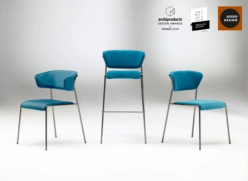 Čalouněná jídelní židle Lisa hnědá na zlatých nohách ve vintage stylu SCAB Design