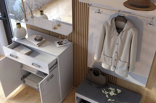 Komoda Bella bílá s šuplíky moderní lesk 90 cm do obýváku Intesi