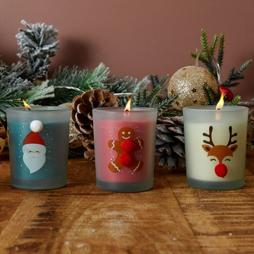 Vánoční svíčka červená s perníkem