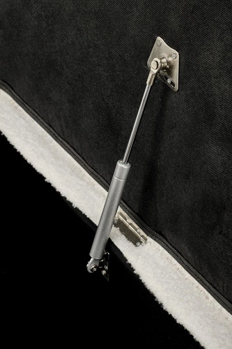 Čalouněná lavice se skrytým úložným prostorem Avico krémová bouclé do předsíně a ložnice ve stylu glamour