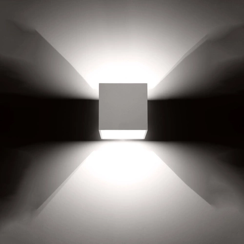 Nástěnné svítidlo Quad bílá moderní hliníková do obýváku a ložnice Sollux Lighting