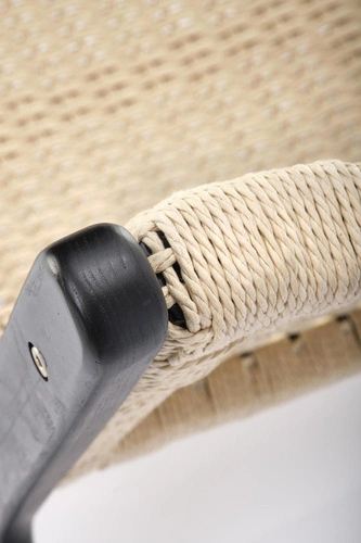 Ratanové křeslo Datura Intesi do obýváku černé moderní skandinávské ze dřeva