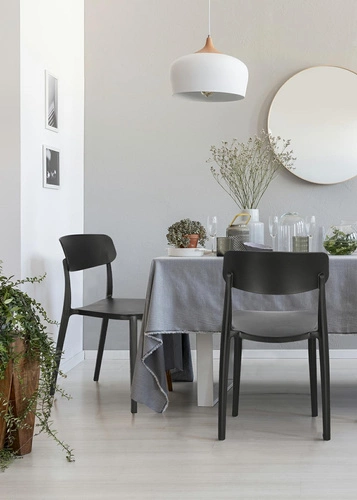 Sada 4 jídelních židlí Nopie černá