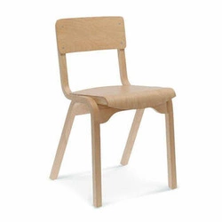 Dřevěná jídelní židle Fameg Puppy moderní skandinávský styl personalizovatelná stohovatelná