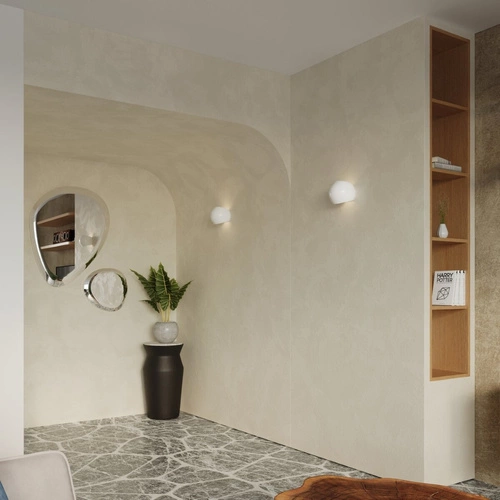 Moderní keramická nástěnná lampa Globe Sollux bílý lesk do obýváku a ložnice