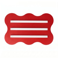 červená