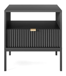 Černý noční stolek s drážkováním a zásuvkou 54 cm glamour na vysokých nohách Intesi Delicious