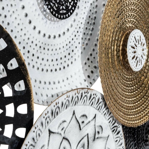 Kovová nástěnná dekorace Met Intesi zlatá moderní dekorace na stěnu do obýváku 68 cm