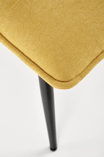 Čalouněná jídelní židle Noelle hořčicová moderní na černých kovových nohách Intesi