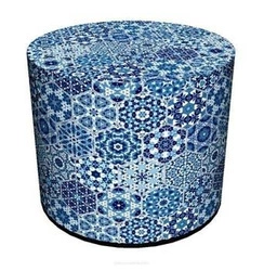 Zahradní kulatý sedací puf Blue Intesi voděodolný na zahradu i balkon moderní 40 cm