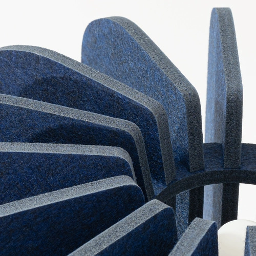 Stojací lampa do obýváku MULA 45 modrá moderní s plstěným stínidlem 134 cm