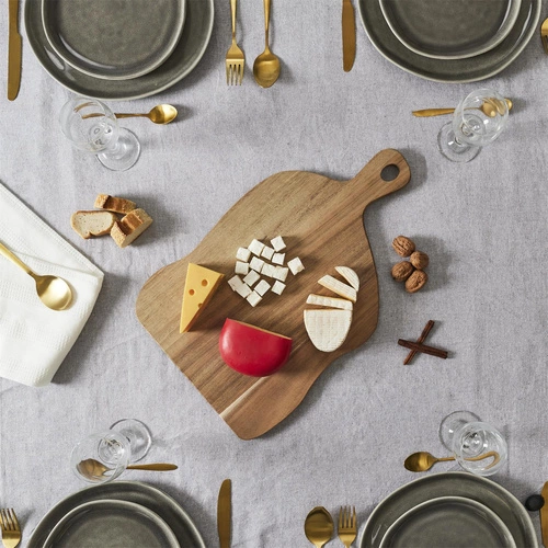 Intesi dřevěné prkénko z akáciového dřeva 45 cm na servírování pokrmů