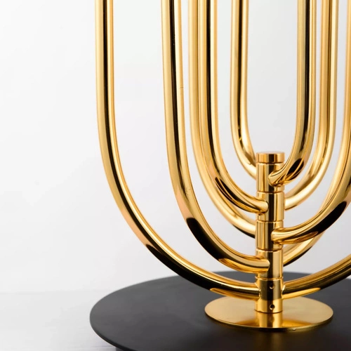 Moderní černo-zlatá stolní lampa Dolce Vita z kovu do obýváku a ložnice Step into Design