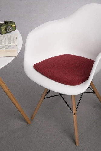 Filcový sedák na židli Intesi Arm Chair červený 40x39 do jídelny nebo kuchyně