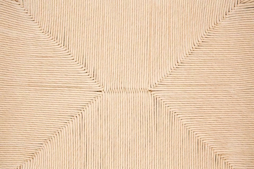 Odpočinkové křeslo Carson boho s výpletem z dubu v béžové barvě do obýváku Actona