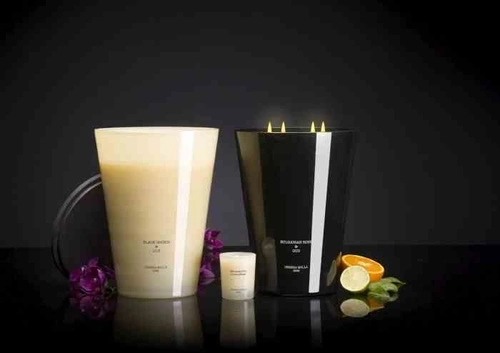 Sojová svíčka XXL Cereria Molla Black Orchid & Lily vonná do obýváku béžová 3,5 kg